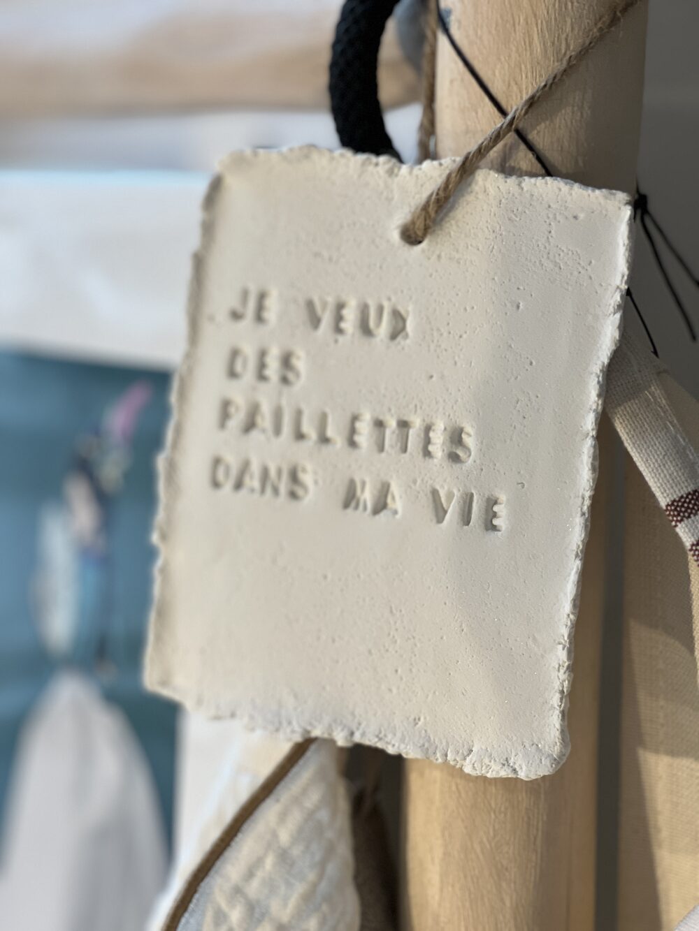 Détail décoratif - papier artisanal Je veux des paillettes dans ma vie